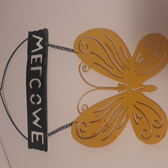 Handmade Butterfly Wall Art Metal 3D "Butterfly Welcome" Hanging Decorations - Picture 5 of 9